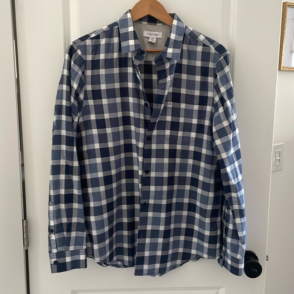 Calvin Klein button down plaid shirt men’s